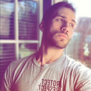 Meet your Posher, Zachary